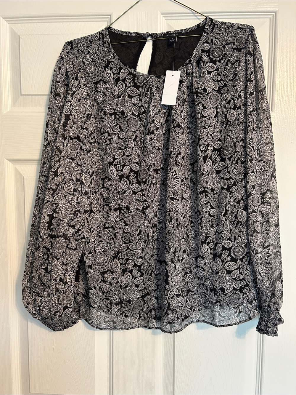 Ann Taylor Black and White Paisley Print Long-Sleeve Blouse